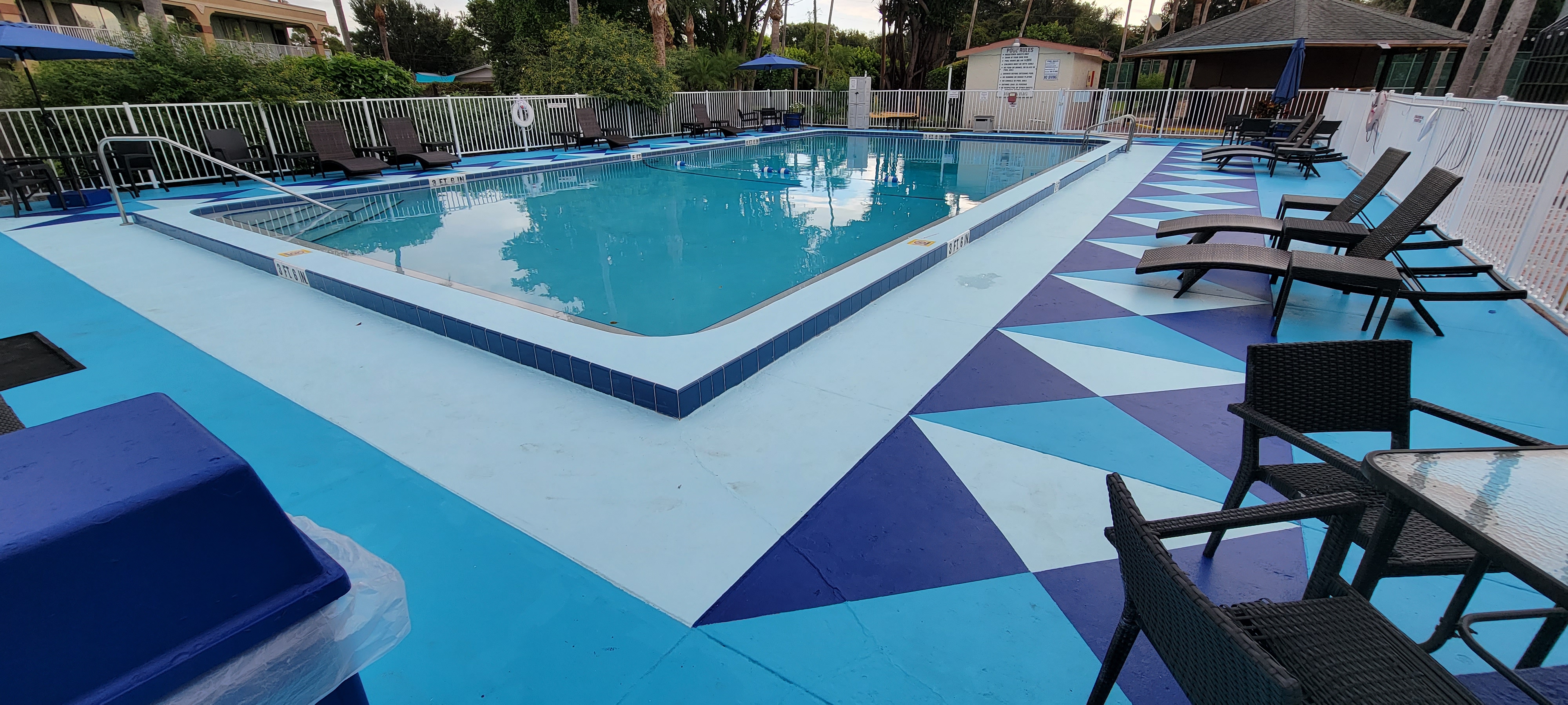 Poolside 2